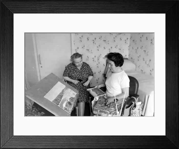Framed Print : Horder Centre, Crowborough, East Sussex Framed Print : Horder Centre, Crowborough, East Sussex