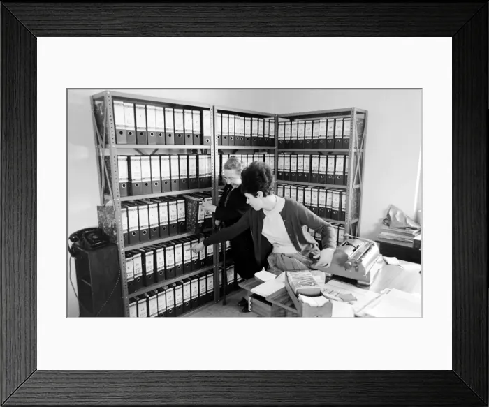 Framed Print : Horder Centre, Crowborough, East Sussex Framed Print : Horder Centre, Crowborough, East Sussex