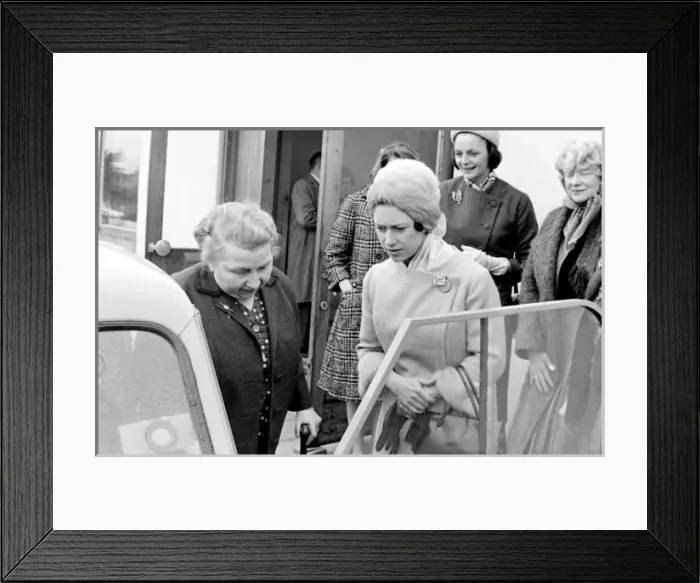 Framed Print : Horder Centre, Crowborough, East Sussex Framed Print : Horder Centre, Crowborough, East Sussex