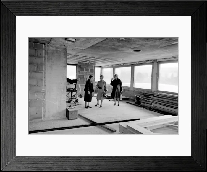 Framed Print : Horder Centre, Crowborough, East Sussex Framed Print : Horder Centre, Crowborough, East Sussex
