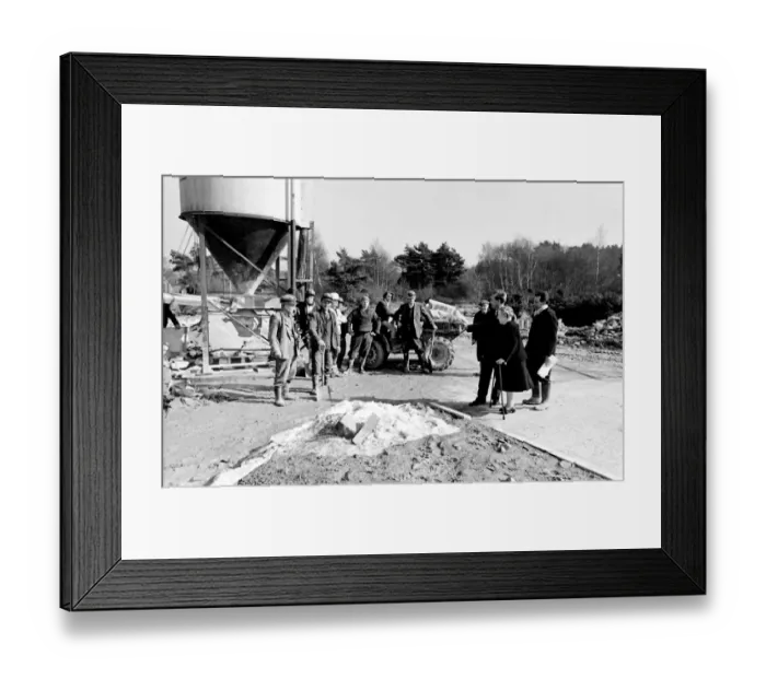 Framed Print : Horder Centre, Crowborough, East Sussex Framed Print : Horder Centre, Crowborough, East Sussex