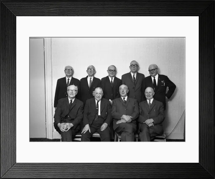 Framed Print : Group of IRA men, Belfast, Northern Ireland Framed Print : Group of IRA men, Belfast, Northern Ireland