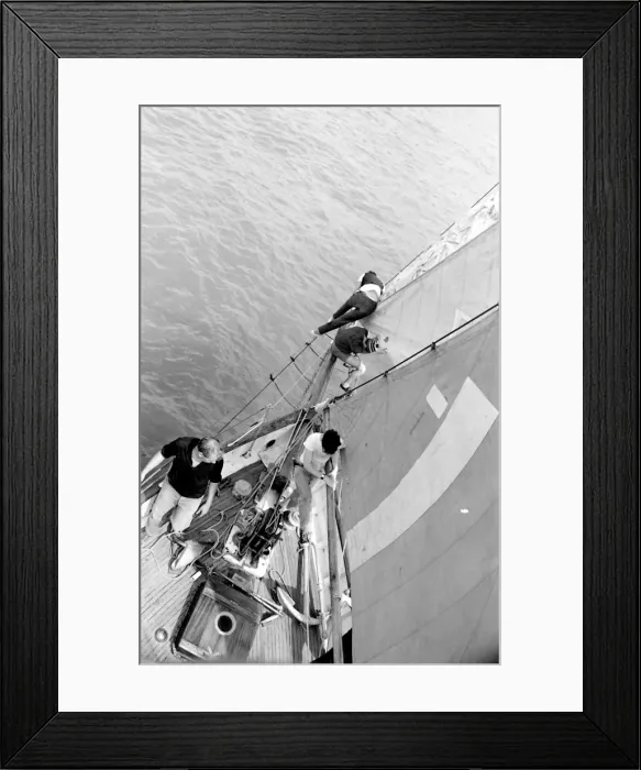 Framed Print : Sailing ship on the water, ocean sailing school Framed Print : Sailing ship on the water, ocean sailing school
