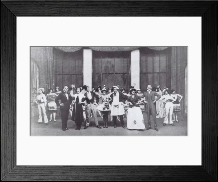 Framed Print : A scene from Bran Pie (1919), Prince of Wales Theatre, Londo Framed Print : A scene from Bran Pie (1919), Prince of Wales Theatre, Londo