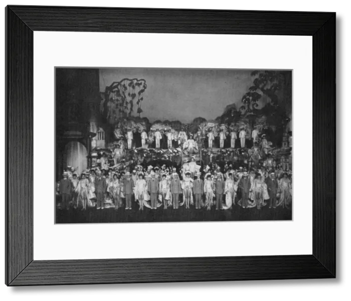 Framed Print : A scene from The Mikado at the Schauspielhause Theatre in Be Framed Print : A scene from The Mikado at the Schauspielhause Theatre in Be