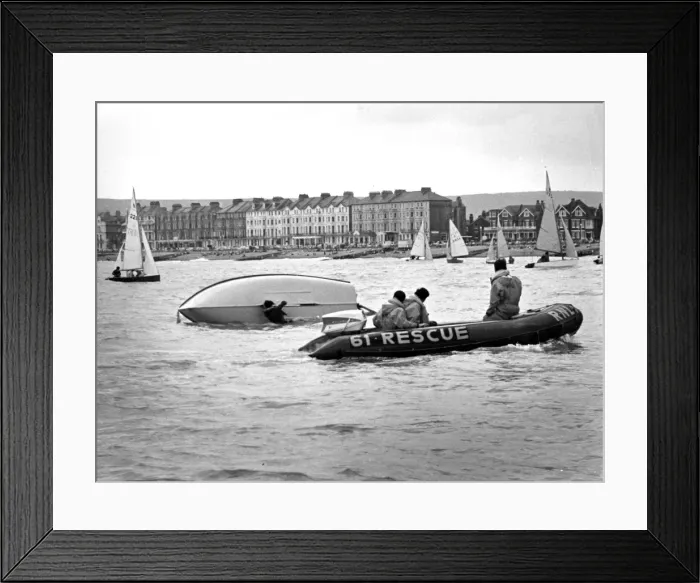 Framed Print : In-shore rescue service at work, Eastbourne, Sussex Framed Print : In-shore rescue service at work, Eastbourne, Sussex