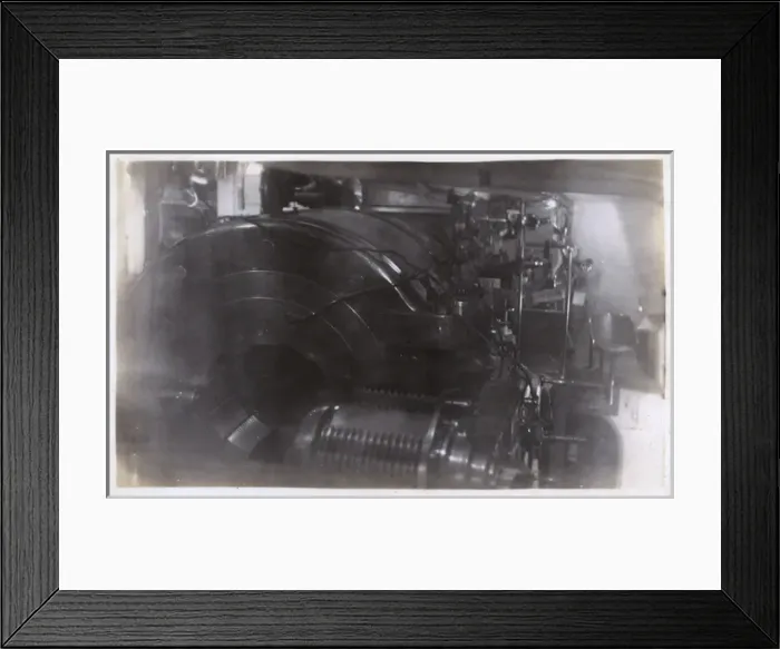 Framed Print : HMS Marlborough - Breach end of 13. 5 turret gun Framed Print : HMS Marlborough - Breach end of 13. 5 turret gun