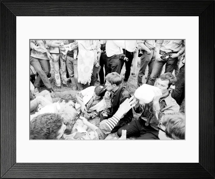 Framed Print : Hippies relaxing in a field at Woburn Park Framed Print : Hippies relaxing in a field at Woburn Park