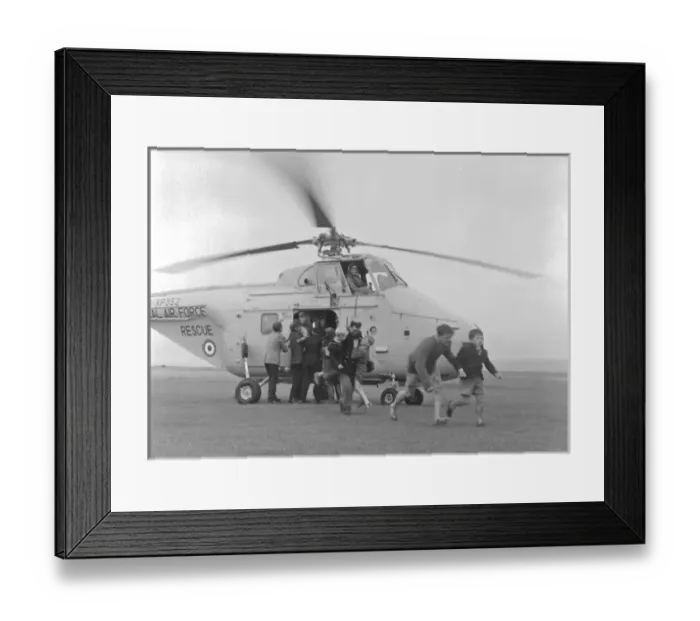 Framed Print : RAF 22 Squadron Search and Rescue helicopter