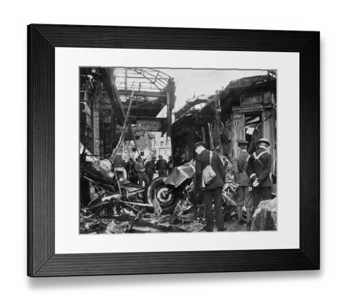 Framed Print : Wreckage caused by Dornier Bomber in Victoria Station