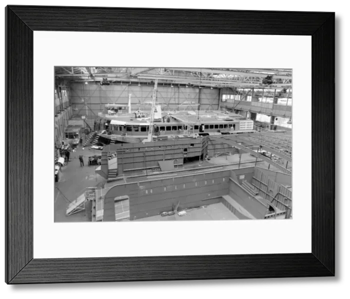 Framed Print : Giant hovercraft under construction, Isle of Wight Framed Print : Giant hovercraft under construction, Isle of Wight
