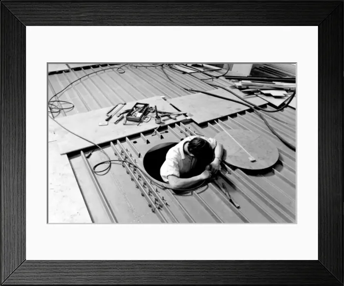 Framed Print : Giant hovercraft under construction, Isle of Wight Framed Print : Giant hovercraft under construction, Isle of Wight
