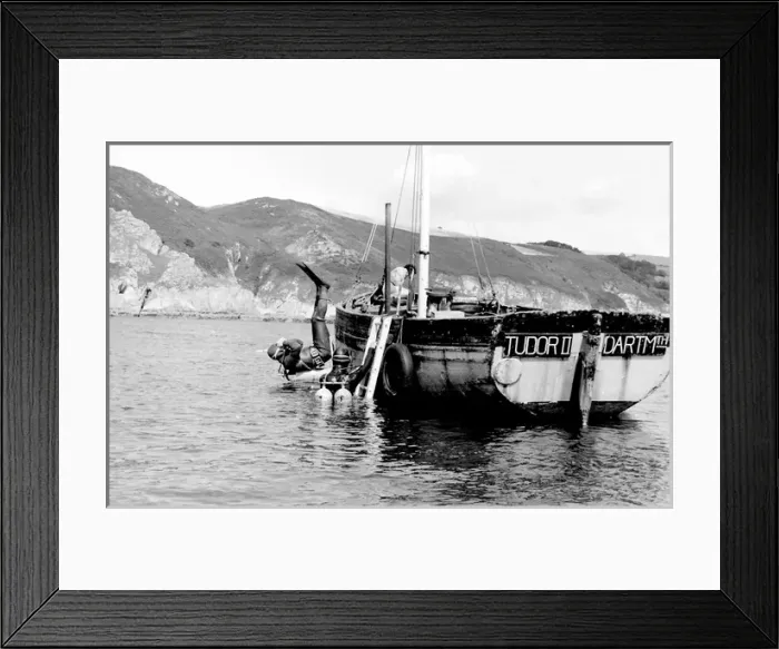 Framed Print : Tessyman family, seaweed farmers, Dartmouth, Devon Framed Print : Tessyman family, seaweed farmers, Dartmouth, Devon