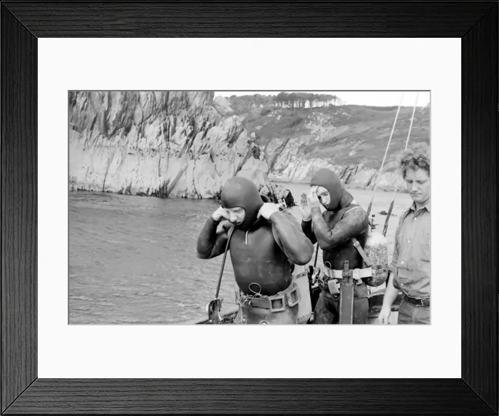 Framed Print : Tessyman family, seaweed farmers, Dartmouth, Devon Framed Print : Tessyman family, seaweed farmers, Dartmouth, Devon