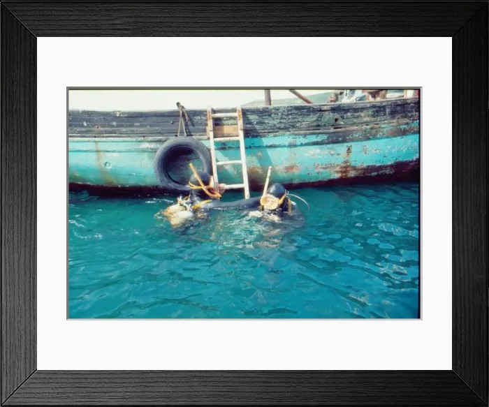 Framed Print : Tessyman family, seaweed farmers, Dartmouth, Devon Framed Print : Tessyman family, seaweed farmers, Dartmouth, Devon