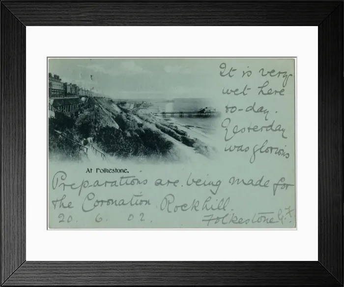 Framed Print : Folkstone, Kent - showing the two piers Framed Print : Folkstone, Kent - showing the two piers