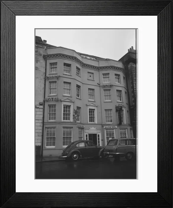 Framed Print : Sallyport Hotel, Portsmouth Framed Print : Sallyport Hotel, Portsmouth