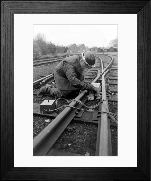 Framed Print : Bomb Disposal School, Bramley, Hampshire Framed Print : Bomb Disposal School, Bramley, Hampshire