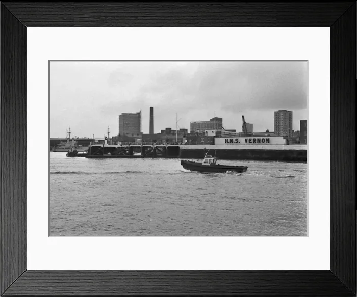 Framed Print : Entrance to the docks, Portsmouth Framed Print : Entrance to the docks, Portsmouth