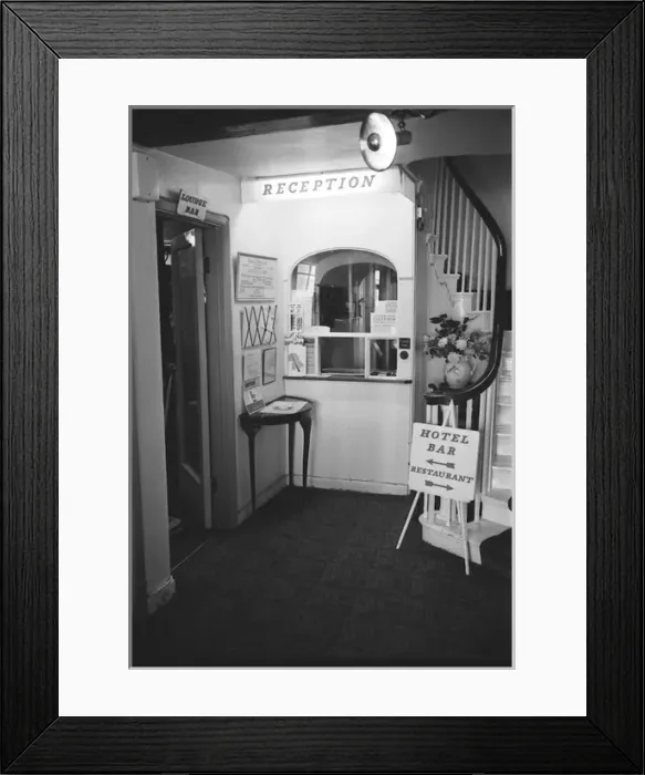 Framed Print : Sallyport Hotel, Portsmouth Framed Print : Sallyport Hotel, Portsmouth
