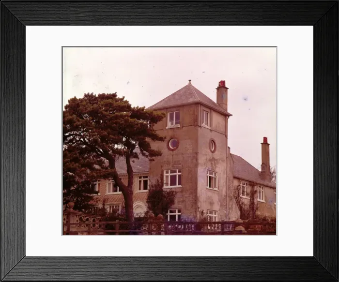 Framed Print : Telegraph House, home of Bertrand Russell Framed Print : Telegraph House, home of Bertrand Russell