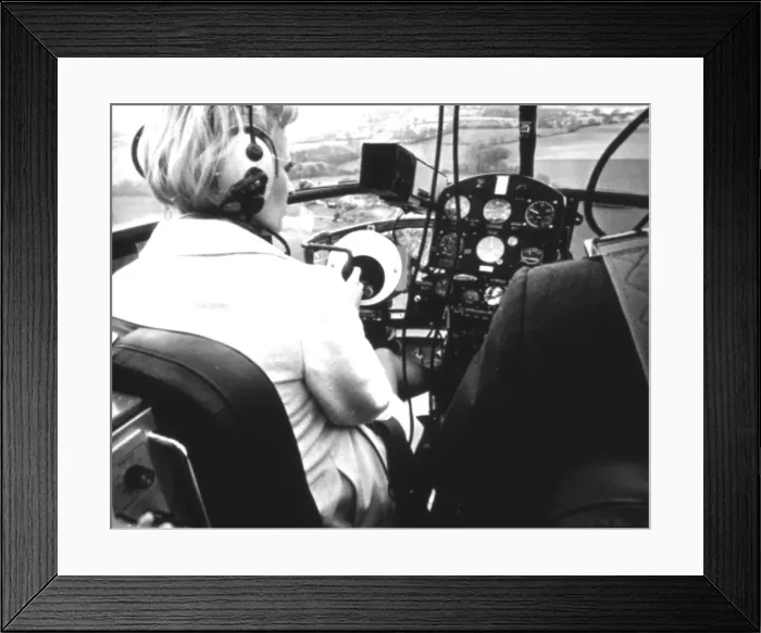 Framed Print : Helicopter search and rescue using thermal camera Framed Print : Helicopter search and rescue using thermal camera