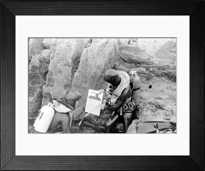 Framed Print : Underwater Archaeology School, Fort Bovisand, Plymouth Framed Print : Underwater Archaeology School, Fort Bovisand, Plymouth