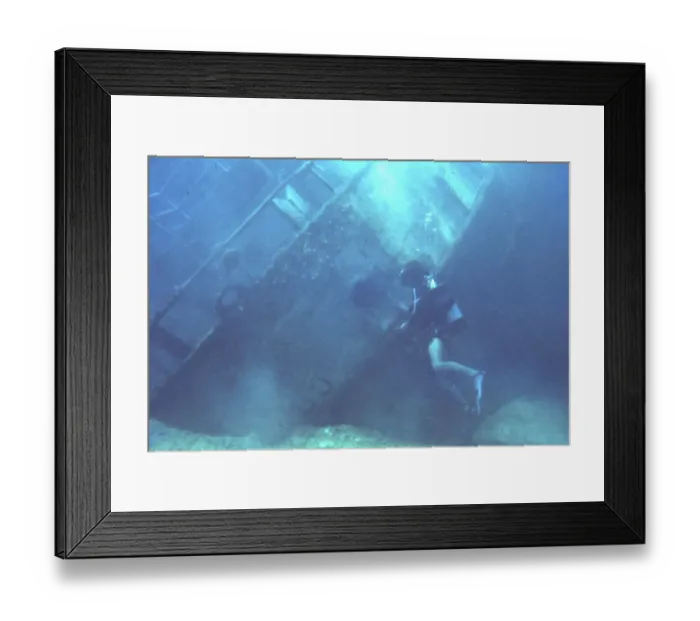 Framed Print : Wreck diving off the coast of Malta Framed Print : Wreck diving off the coast of Malta