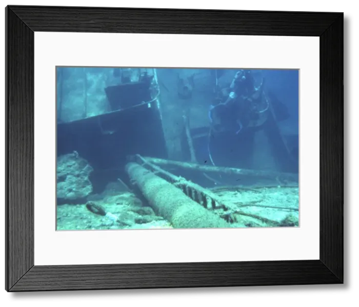 Framed Print : Wreck diving off the coast of Malta Framed Print : Wreck diving off the coast of Malta