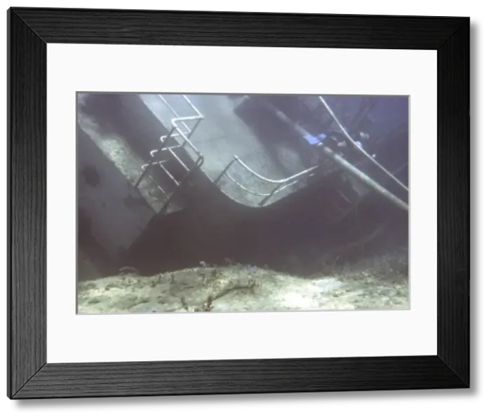 Framed Print : Wreck diving off the coast of Malta Framed Print : Wreck diving off the coast of Malta