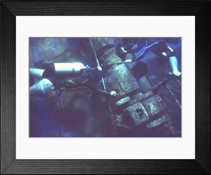 Framed Print : Wreck diving off the coast of Malta Framed Print : Wreck diving off the coast of Malta