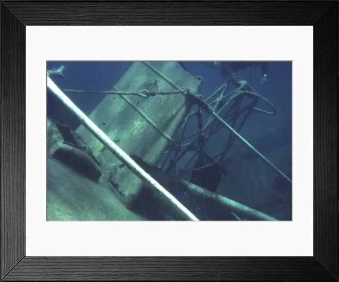 Framed Print : Wreck diving off the coast of Malta Framed Print : Wreck diving off the coast of Malta