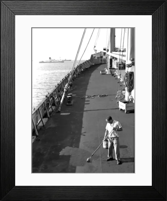 Framed Print : Ships trapped in Suez Canal, Six-Day War Framed Print : Ships trapped in Suez Canal, Six-Day War