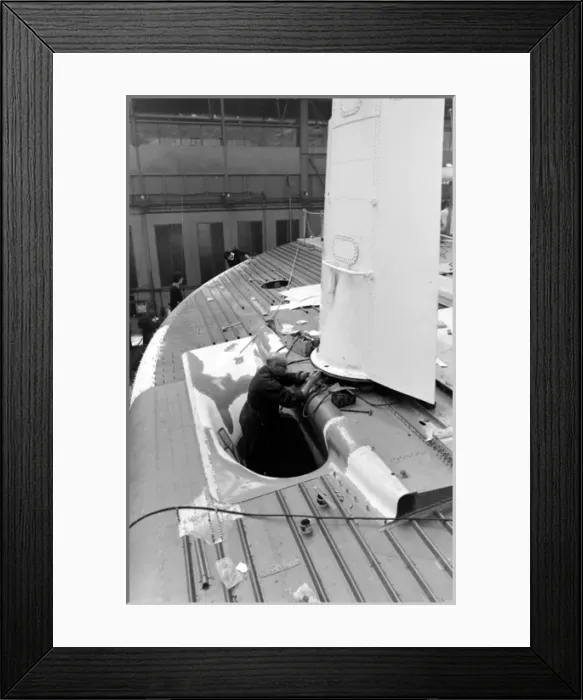 Framed Print : Giant hovercraft under construction, Isle of Wight Framed Print : Giant hovercraft under construction, Isle of Wight
