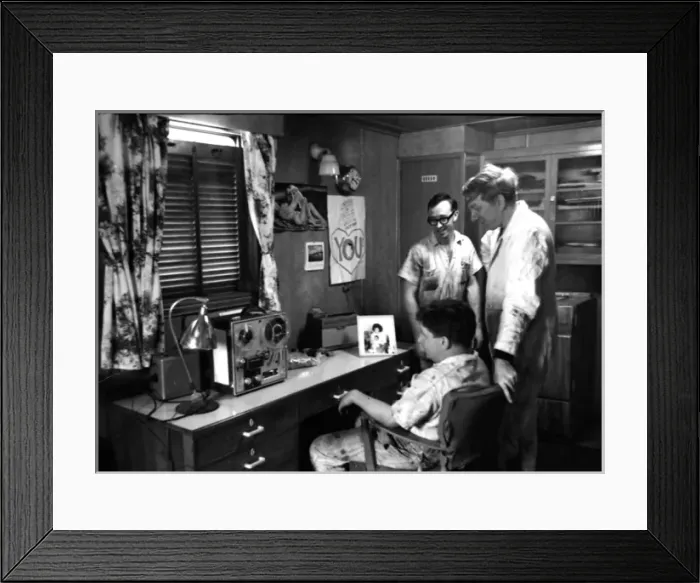 Framed Print : Ships trapped in Suez Canal, Six-Day War Framed Print : Ships trapped in Suez Canal, Six-Day War