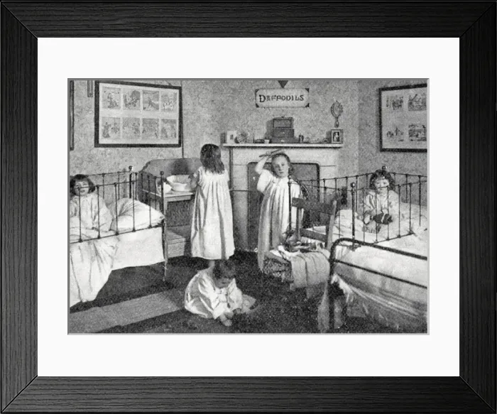 Framed Print : Gordon House Industrial School, Isleworth - Getting-up time Framed Print : Gordon House Industrial School, Isleworth - Getting-up time