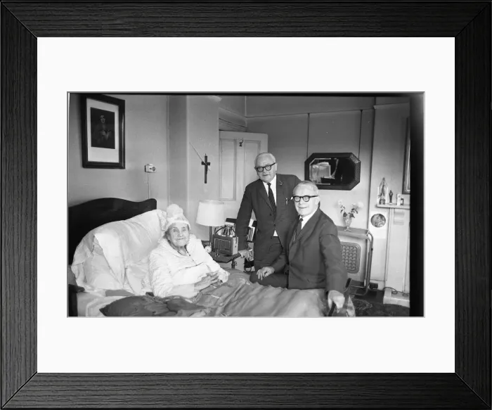 Framed Print : Dr Jim Ryan, mother and brother, Belfast, Northern Ireland