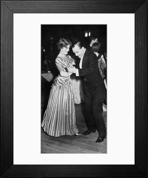Framed Print : Couple at the Cambridge Uni Conservative ball Framed Print : Couple at the Cambridge Uni Conservative ball