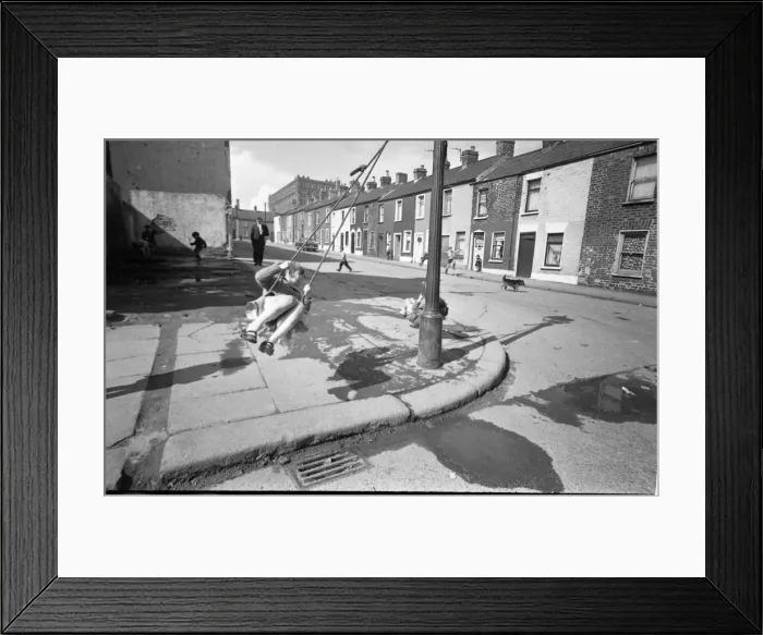 Framed Print : Girls playing in Milton Street, Belfast, Northern Ireland Framed Print : Girls playing in Milton Street, Belfast, Northern Ireland