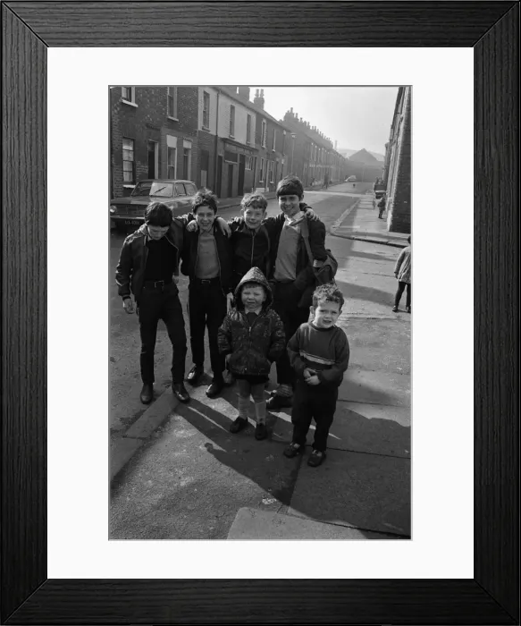 Framed Print : Boys on a street, Belfast, Northern Ireland Framed Print : Boys on a street, Belfast, Northern Ireland