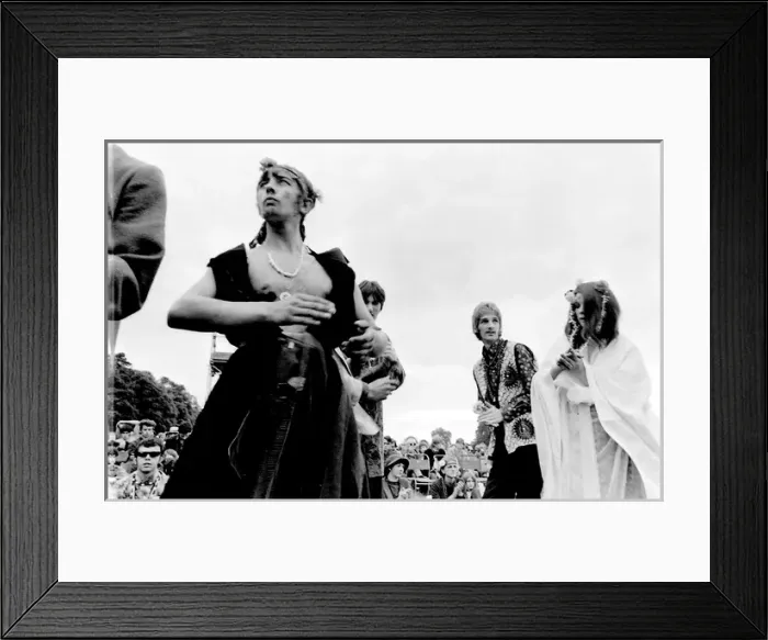 Framed Print : Flower Power and Hippies at Woburn Park Framed Print : Flower Power and Hippies at Woburn Park