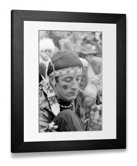 Framed Print : Hippy man with headband at Woburn Park Framed Print : Hippy man with headband at Woburn Park