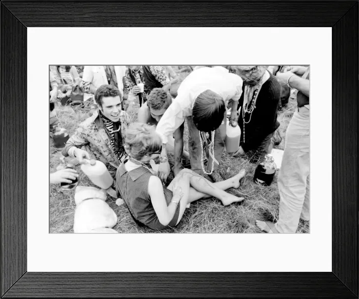 Framed Print : Hippies relaxing in a field at Woburn Park Framed Print : Hippies relaxing in a field at Woburn Park