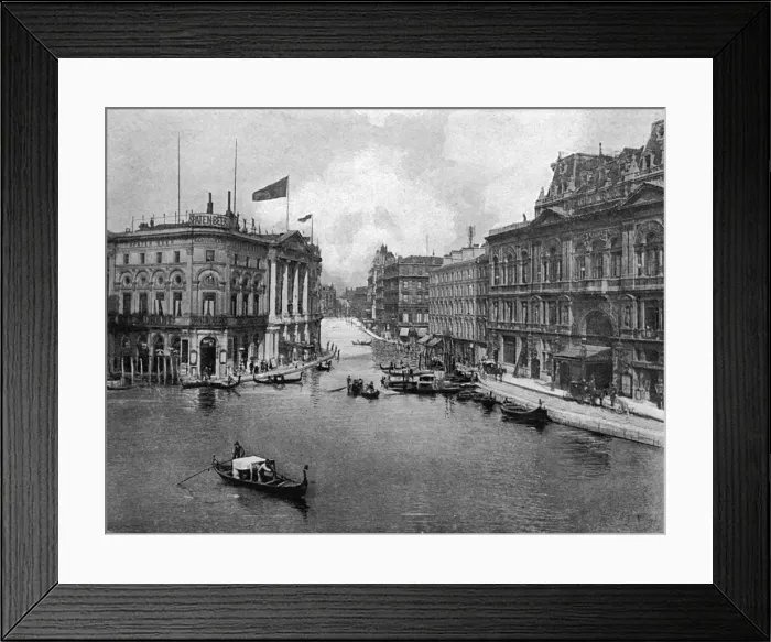 Framed Print : If London were like Venice - Piccadilly Circus Framed Print : If London were like Venice - Piccadilly Circus