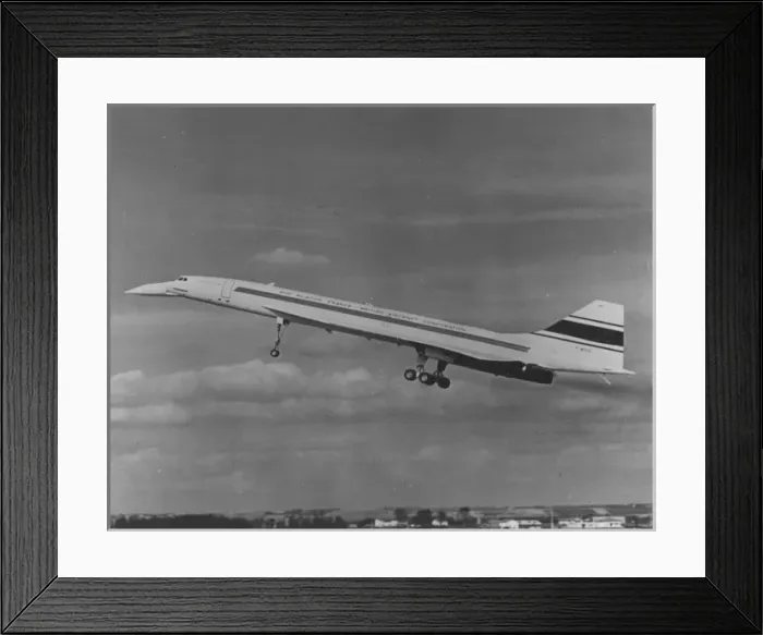 Framed Print : Concorde in flight Framed Print : Concorde in flight