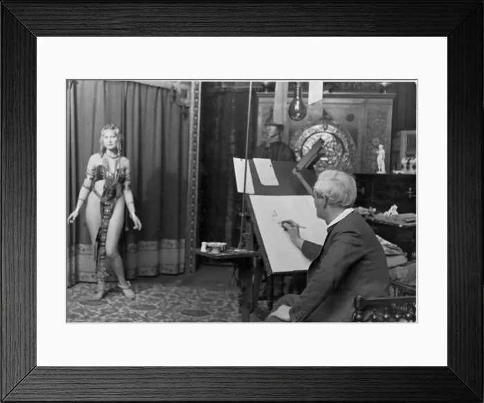 Framed Print : Fortunino Matania Framed Print : Fortunino Matania