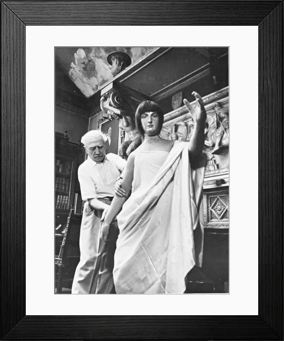 Framed Print : Fortunino Matania Framed Print : Fortunino Matania