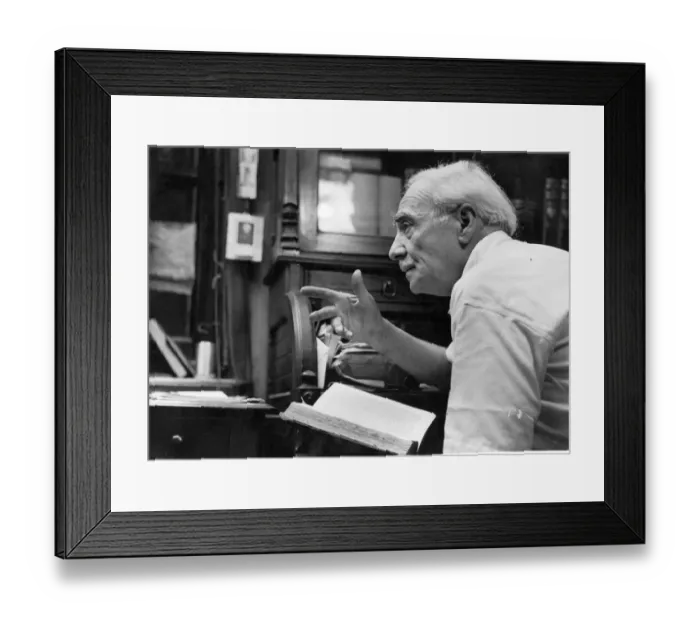 Framed Print : Fortunino Matania Framed Print : Fortunino Matania