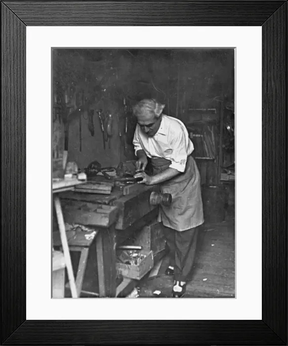 Framed Print : Fortunino Matania Framed Print : Fortunino Matania