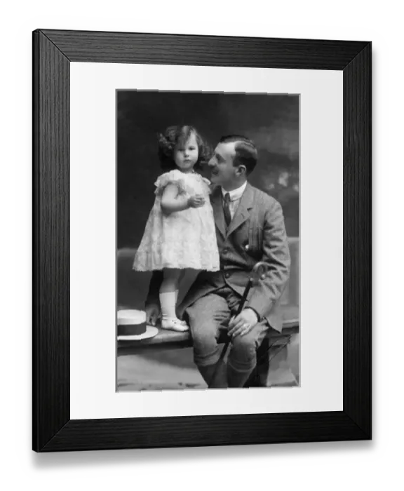 Framed Print : Grand Duke Kirill of Russia with his daughter Marie Framed Print : Grand Duke Kirill of Russia with his daughter Marie